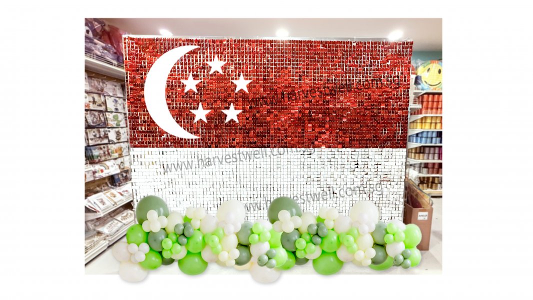 Singapore Flag Shimmery Wall with Balloon Garland